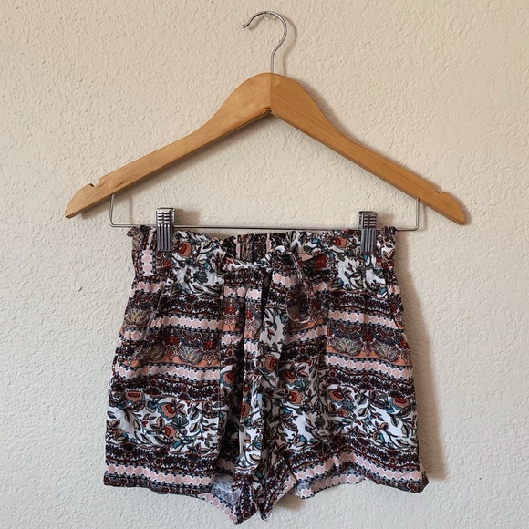 Patterned Soft Shorts - Picture 2 of 5